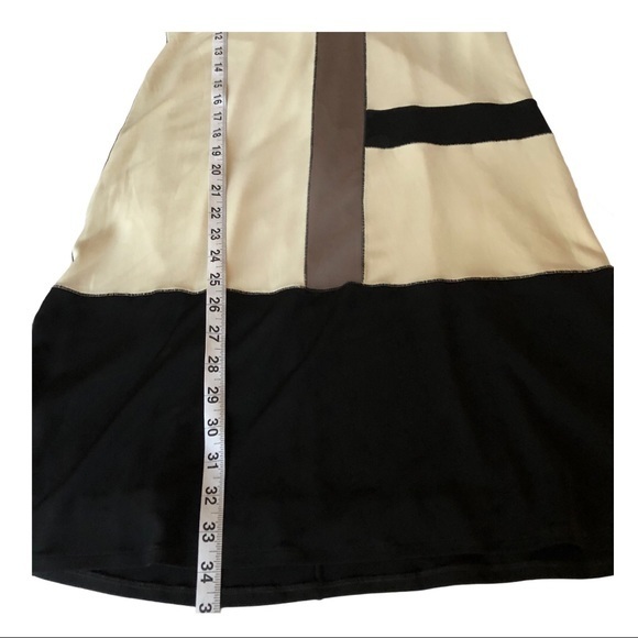 Evo Vorro Long Sleeve Block Style Dress • Medium - Picture 6 of 7